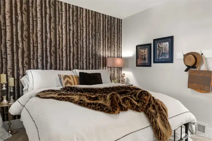Guest Bedrom Guest Bedrom