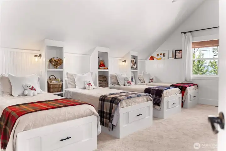 Kid's Suite Kid's Suite