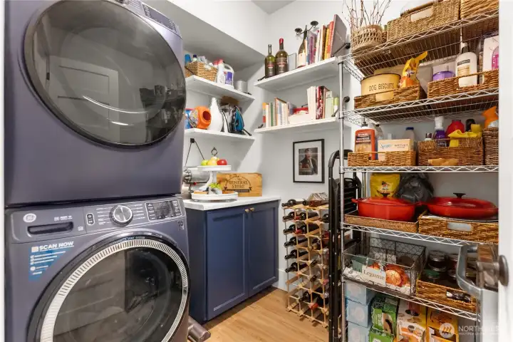 Laundry & Storage Laundry & Storage