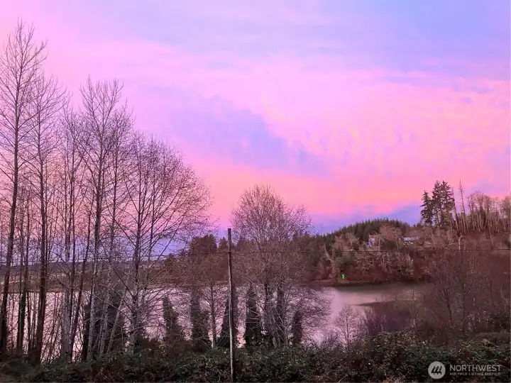 Sailor's delight, red sky at night