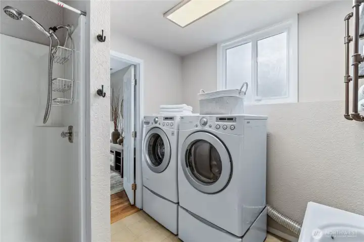 Laundry room + 3/4 bath on lower level Laundry room + 3/4 bath on lower level