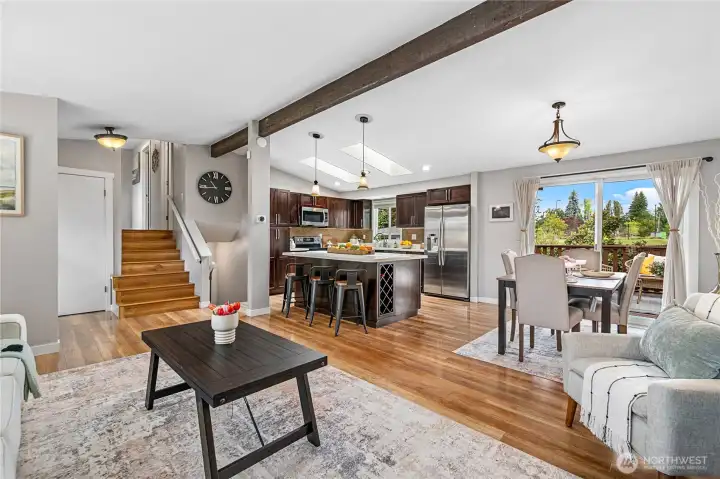 Great entertaining space! Great entertaining space!