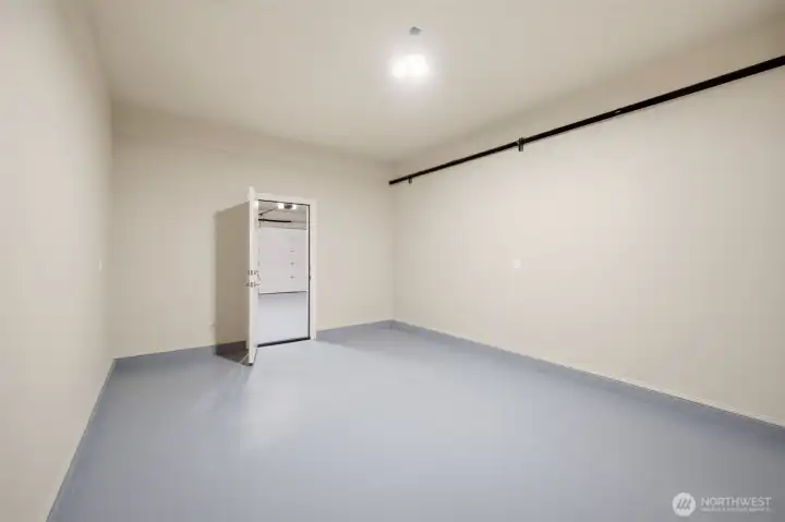 additional storage room or workshop .