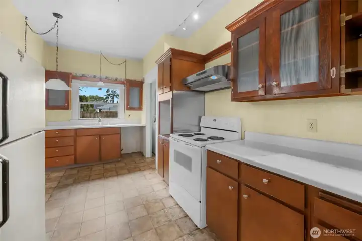 Large kitchen Large kitchen