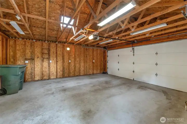 Detached wired shop that is quite large Detached wired shop that is quite large