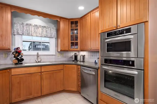 Double ovens