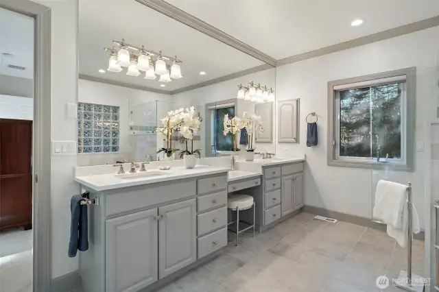 A sweeping double sink vanity.