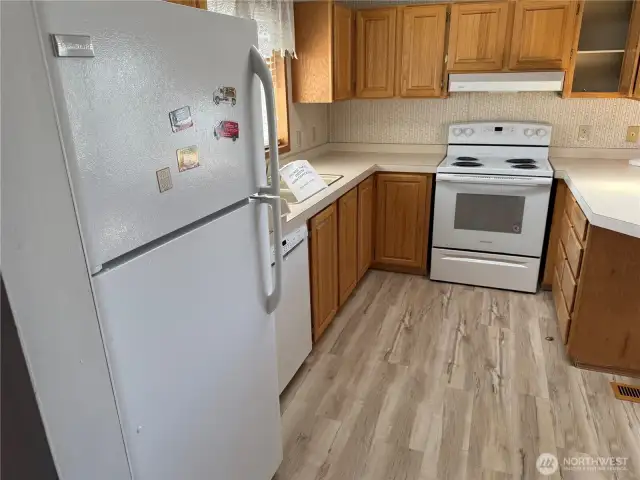 Nice size kitchen with lots of storage.