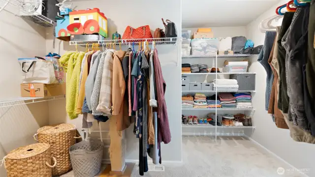 Here's the other half of the walk-in closet... plenty of space for all your fashion choices!