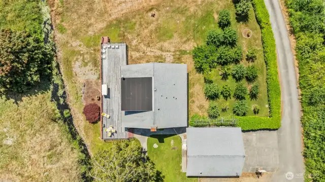 House, garage and orchard