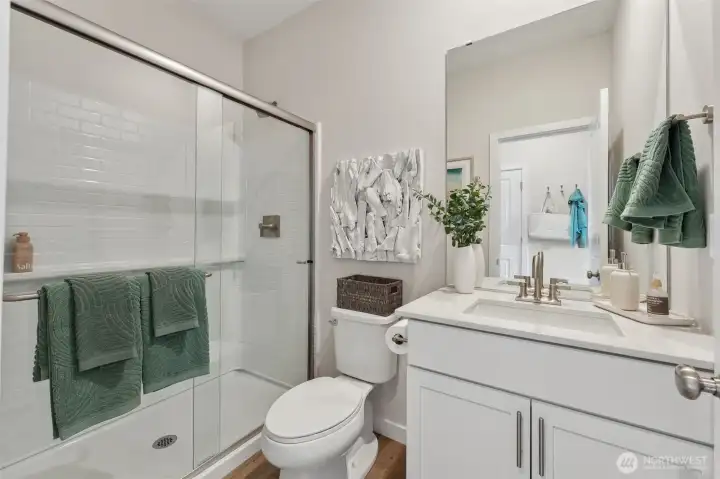 Photos are of a similar staged Asher Model