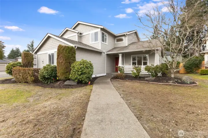 Classic Craftsman styling with newly renewed finishes.