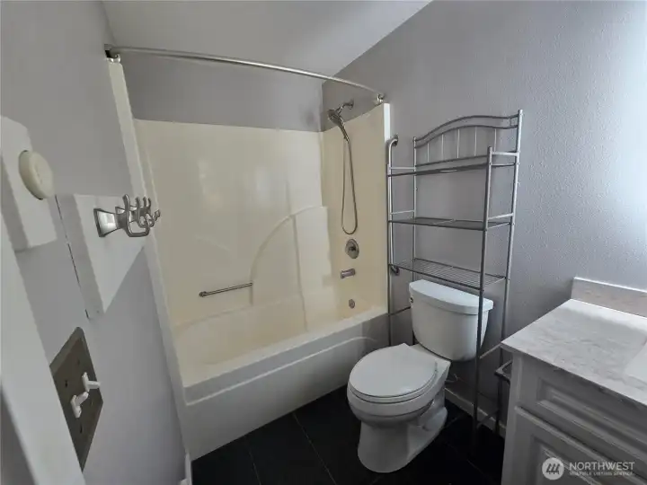 Primary bath tub/shower