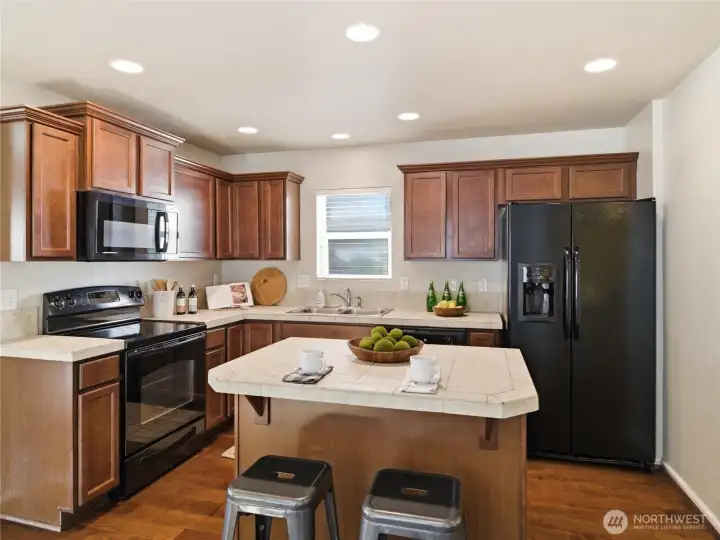 Quaint kitchen, a great size and layout for functionality.