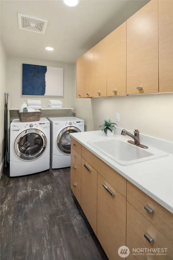 Upper level laundry room