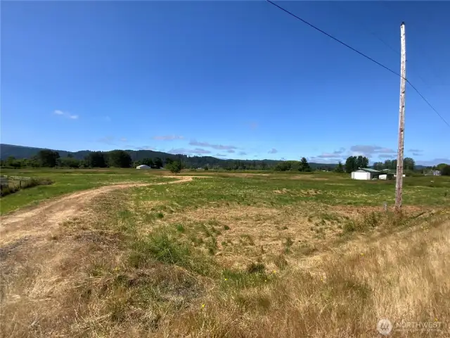 Rock-fill road into leveled area