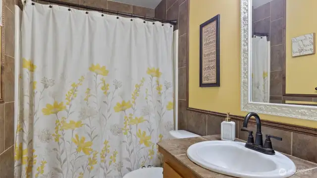 Primary full bath w/heated floors