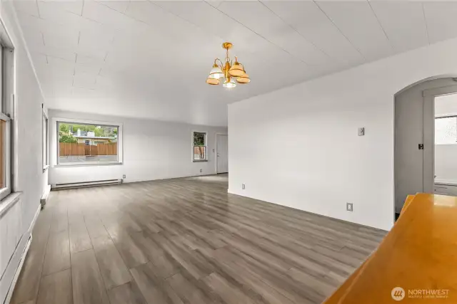 Large Dining room area near Kitchen
