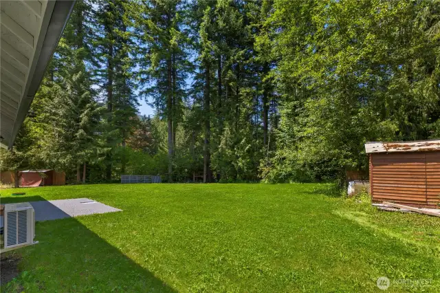 Huge 10,000+ sqft lot backed to a greenbelt