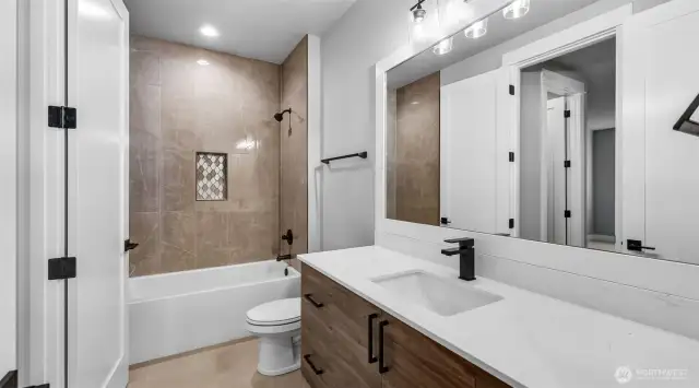 Full Guest Bath on the Upper Level.
