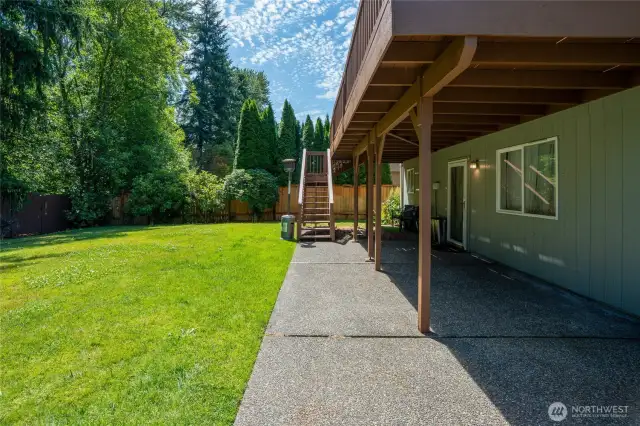 Paved patio on first Floor
