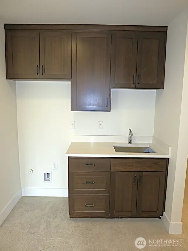 kitchenette.