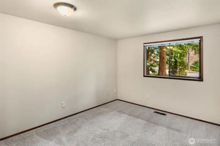 upper 2nd bedroom