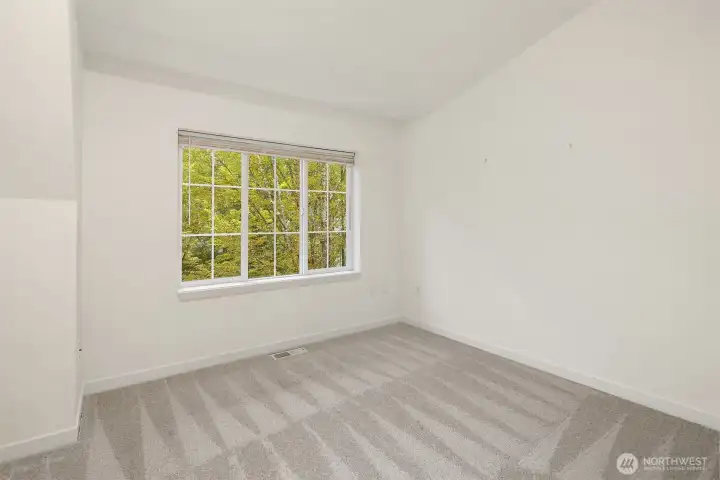 Spacious 2nd Bedroom
