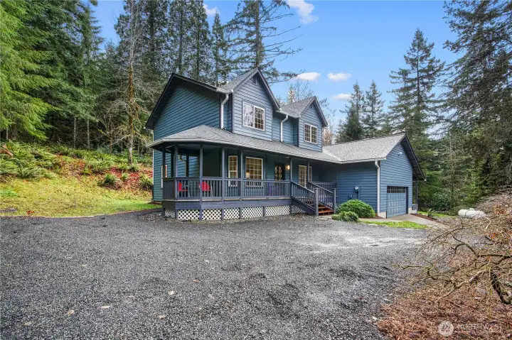 Plenty of space for parking.