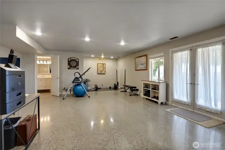 Finished Basement with full bath.