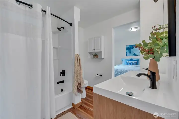 newly remodeled full bath