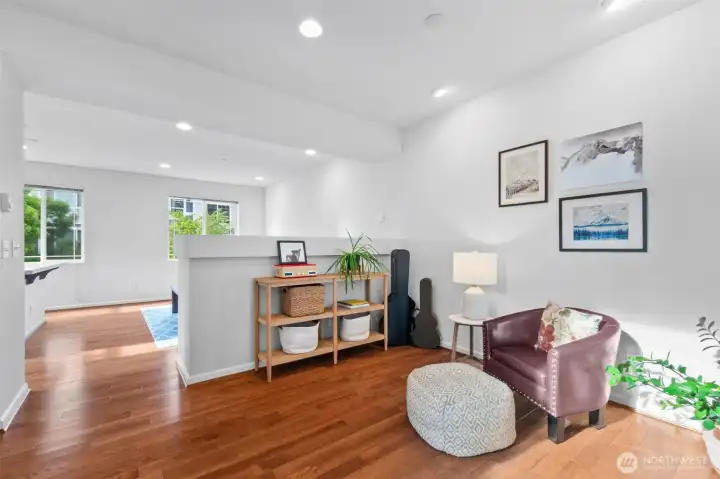 Gleaming, warm hardwoods on main floor and tons of natural light streaming in from a coveted corner unit with extra windows. Gleaming, warm hardwoods on main floor and tons of natural light streaming in from a coveted corner unit with extra windows.