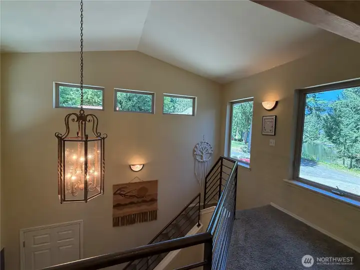 Gorgeous statement lighting.