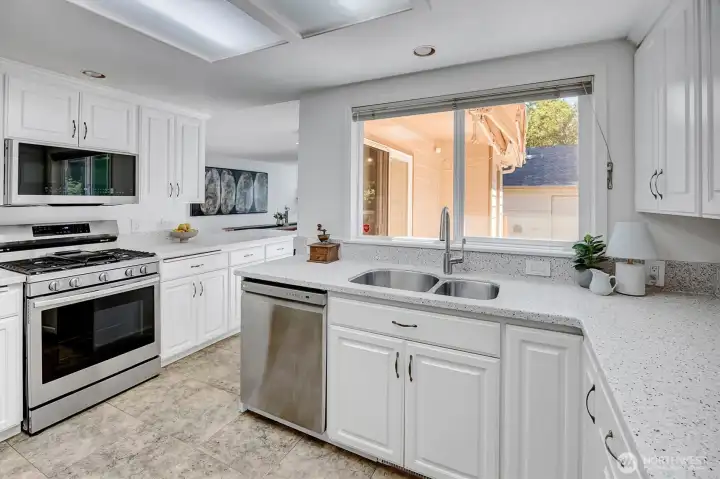 ~remodeled kitchen with stainless appliances ~remodeled kitchen with stainless appliances