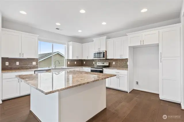 Granite Countertops. Kitchen Island.