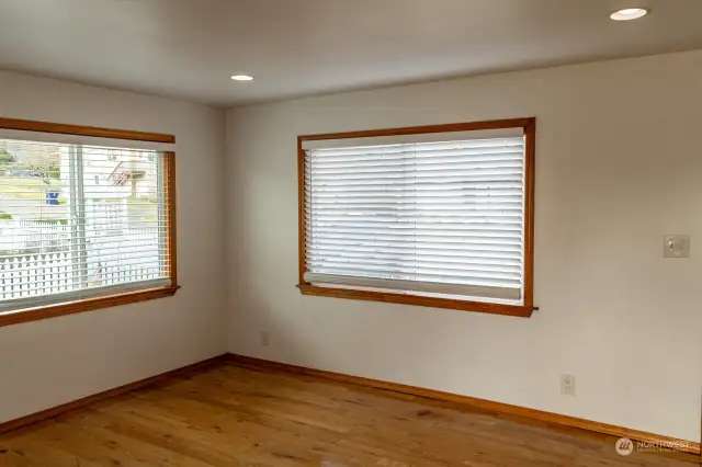 Living room with large widonws