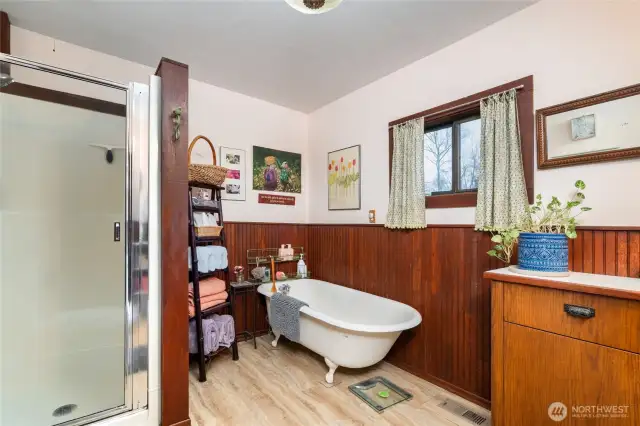 Main Home Bathroom