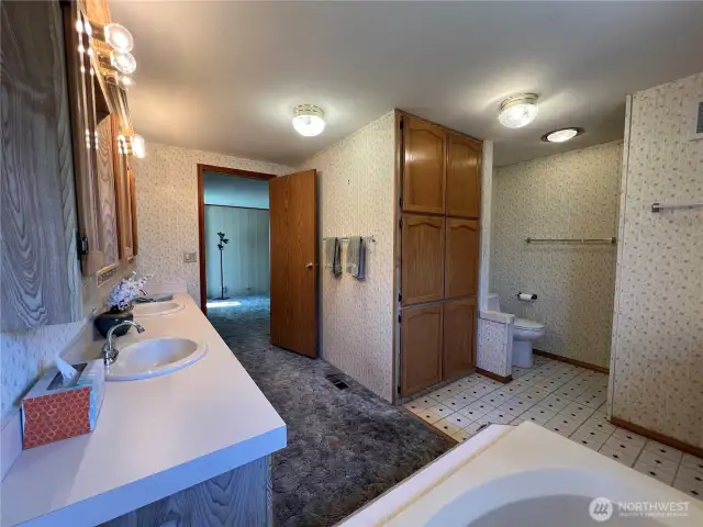 primary bath