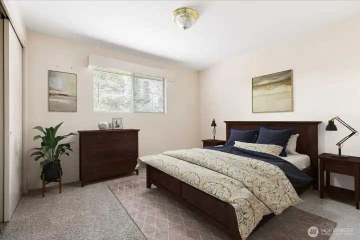 Virtually stagd 1st bedroom