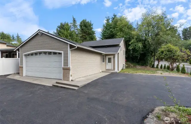 new driveway, plenty of parking