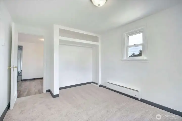 SW bedroom