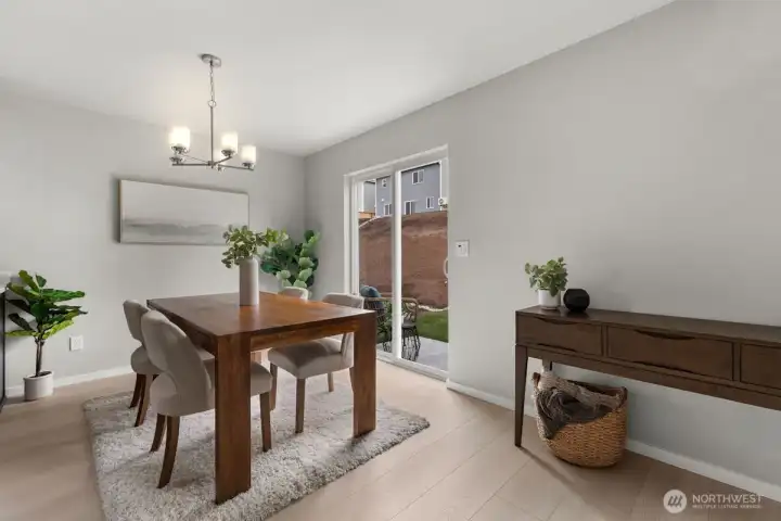 Photographs are for illustrative purposes only. Features, finishes, interior/exterior colors, landscaping and floorplan shown may vary from actual homes built.