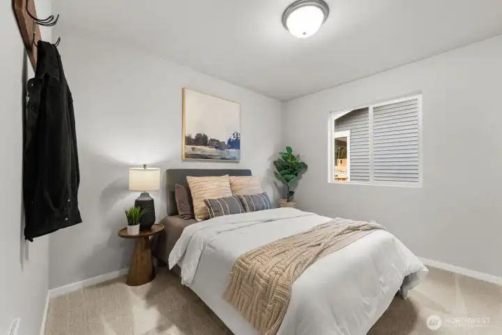 Photographs are for illustrative purposes only. Features, finishes, interior/exterior colors, landscaping and floorplan shown may vary from actual homes built.