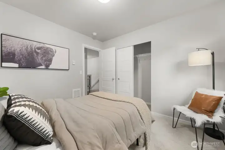 Photographs are for illustrative purposes only. Features, finishes, interior/exterior colors, landscaping and floorplan shown may vary from actual homes built.