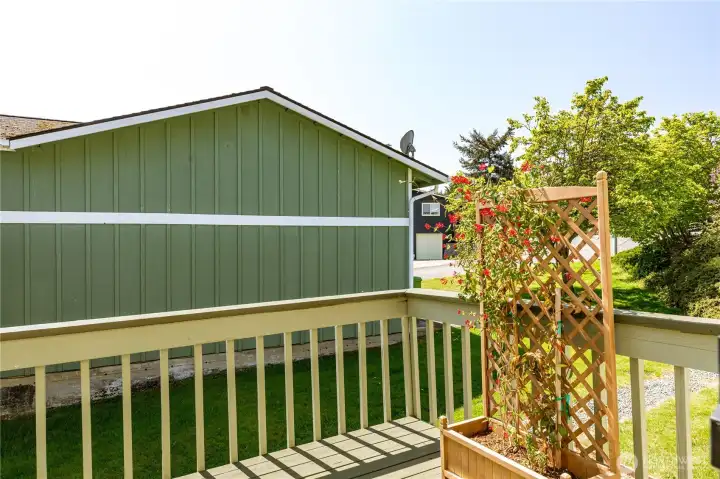 Deck is nice and roomy and on the South side.