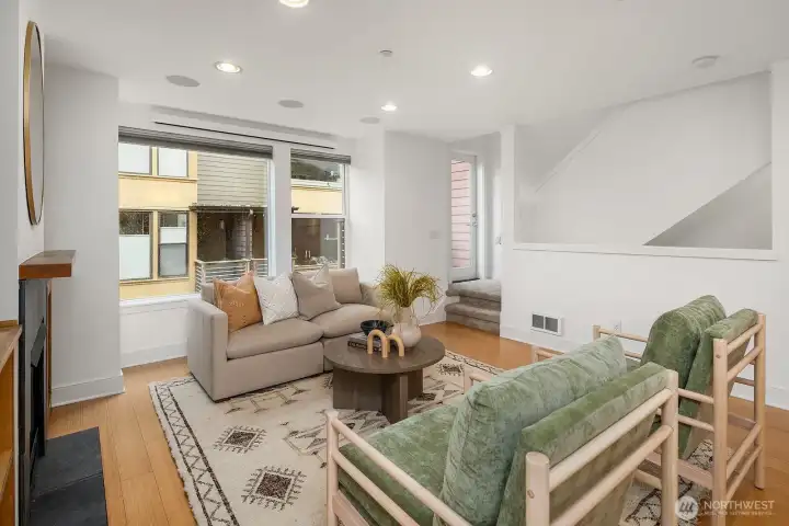 Up-down shades mean you can adjust for privacy, or to keep the space bathed in light.