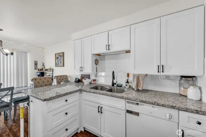 Unit #15332. Kitchen.