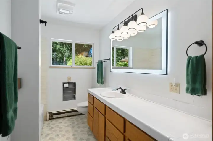 Hallway Full Bathroom Hallway Full Bathroom