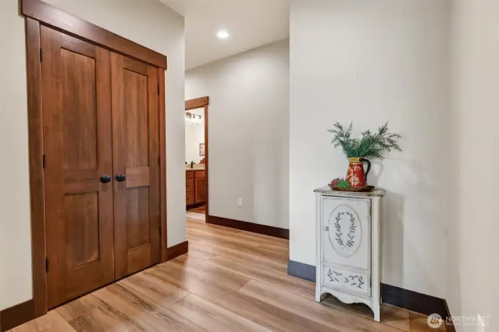 Hall to bedrooms Hall to bedrooms