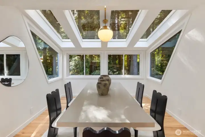 Garden type windows w/view of stunning backyard